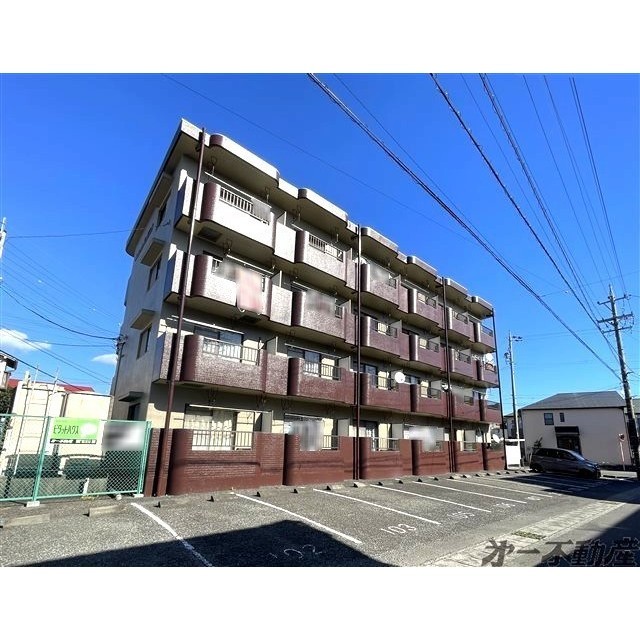 エントランス　建物外観