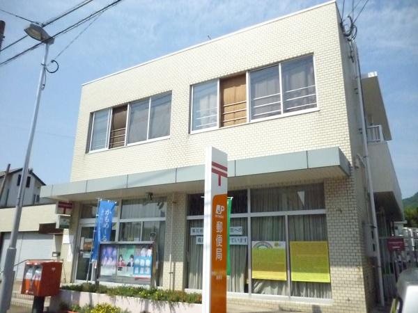 郵便局　香椎オークタウン郵便局（郵便局）まで526m