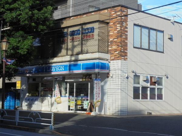 コンビニ　ローソン大井店（コンビニ）まで612m