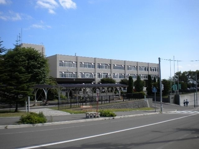 高校・高専　北海道七飯高校（高校・高専）まで1312m