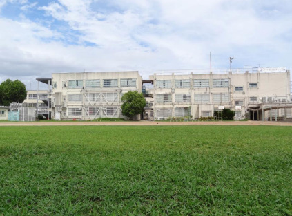 小学校　東大阪市立小阪小学校（小学校）まで343m