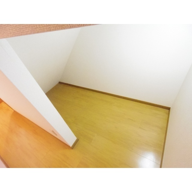 その他　階段下収納