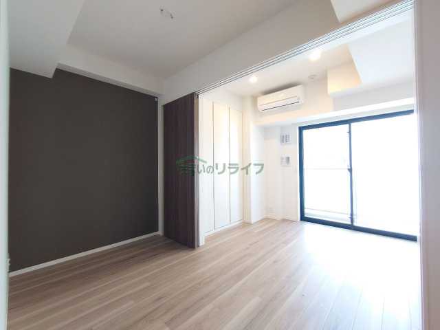 居室・リビング　別部屋の参考写真になります。