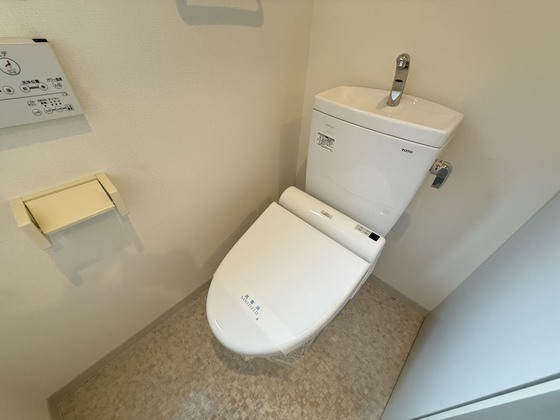 トイレ　※別部屋の写真です
