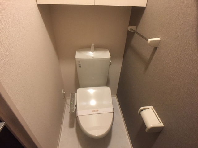 トイレ　温水洗浄暖房便座