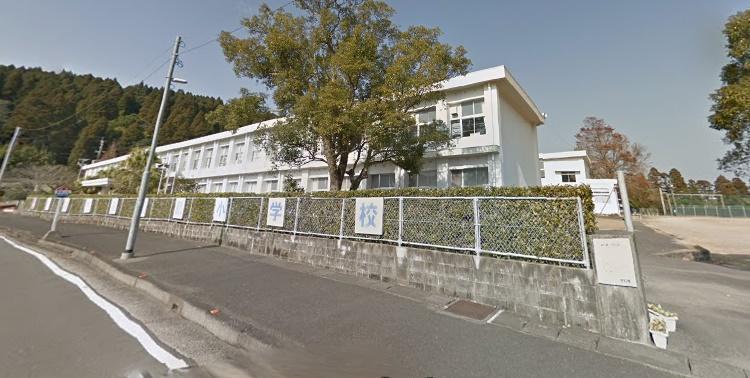 小学校　青島小学校（小学校）まで2200m