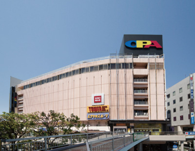 ショッピングセンター　藤沢OPA(オーパ)（ショッピングセンター）まで351m