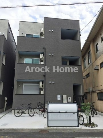 建物外観　外観は落ち着いています