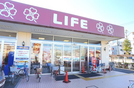 スーパー　（株）ライフコーポレーション 前野町店（スーパー）まで292m