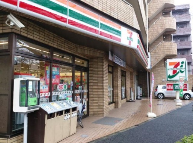 コンビニ　セブンイレブン練馬春日町6丁目店（コンビニ）まで462m