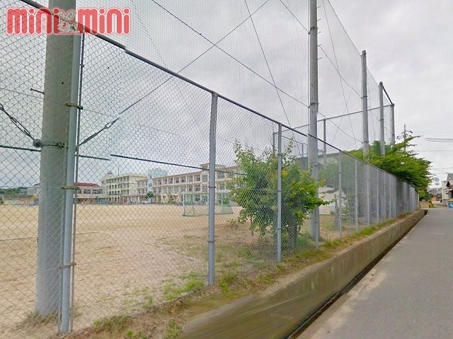 小学校　明石市立山手小学校（小学校）まで800m