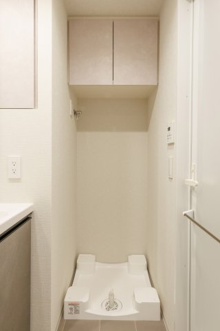 洗面設備　コンパクトで使いやすい洗面所