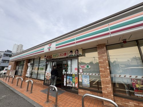 コンビニ　セブンイレブン 川崎子母口東店（コンビニ）まで308m