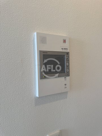 セキュリティ　プラウドフラット新大阪　モニター付きインターホン