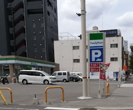 コンビニ　ファミリーマート　大今里西１丁目（コンビニ）まで166m
