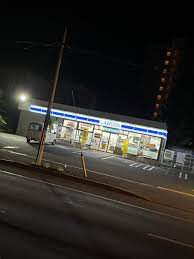 コンビニ　ローソン札幌富丘2条店（コンビニ）まで195m