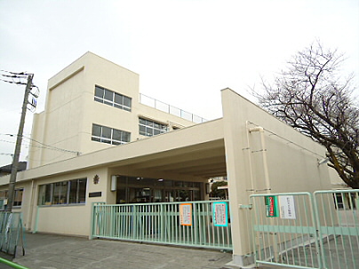 小学校　世田谷区立武蔵丘小学校（小学校）まで570m