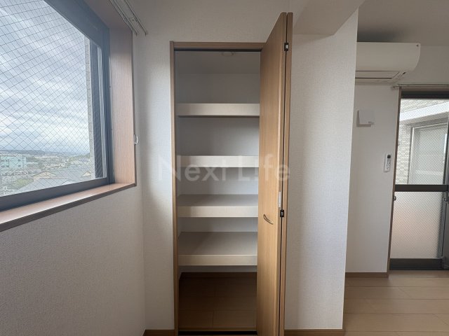 アドラブールの内装写真