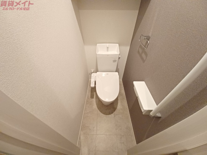 トイレ　同型部屋写真です。
