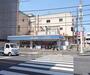 コンビニ　ローソン宇治小倉駅前店（コンビニ）まで70m
