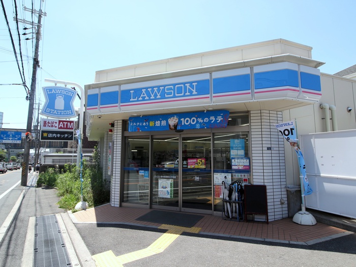 コンビニ　ローソン 豊中柴原町三丁目店（コンビニ）まで652m