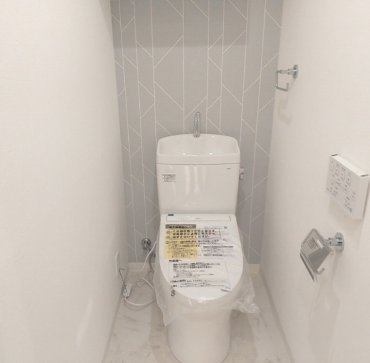 トイレ　※同仕様写真