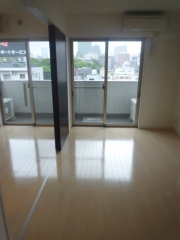 居室・リビング　居室※別部屋参考写真