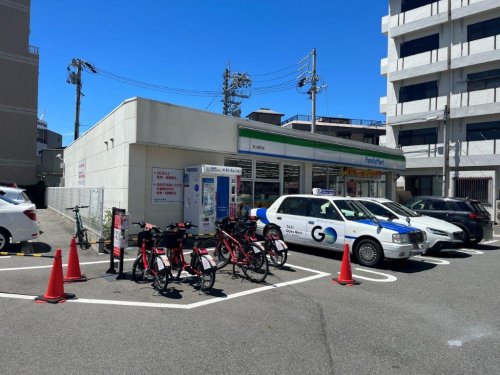 コンビニ　ファミリーマート　吹上駅北店（コンビニ）まで319m