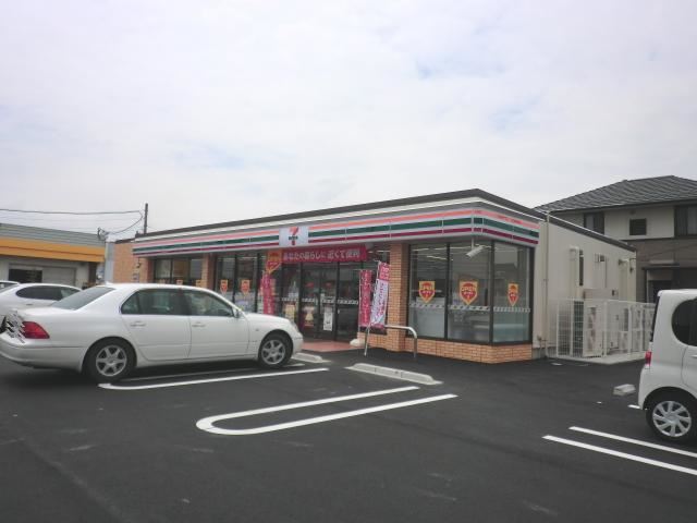 コンビニ　セブンイレブン（コンビニ）まで240m