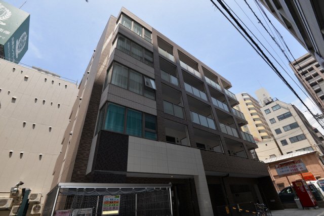 建物外観　落ち着いた雰囲気の外観です