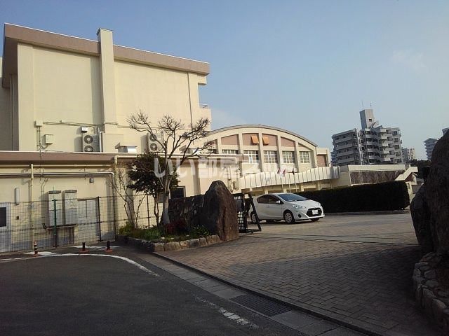 小学校　久留米市立南薫小学校（小学校）まで668m