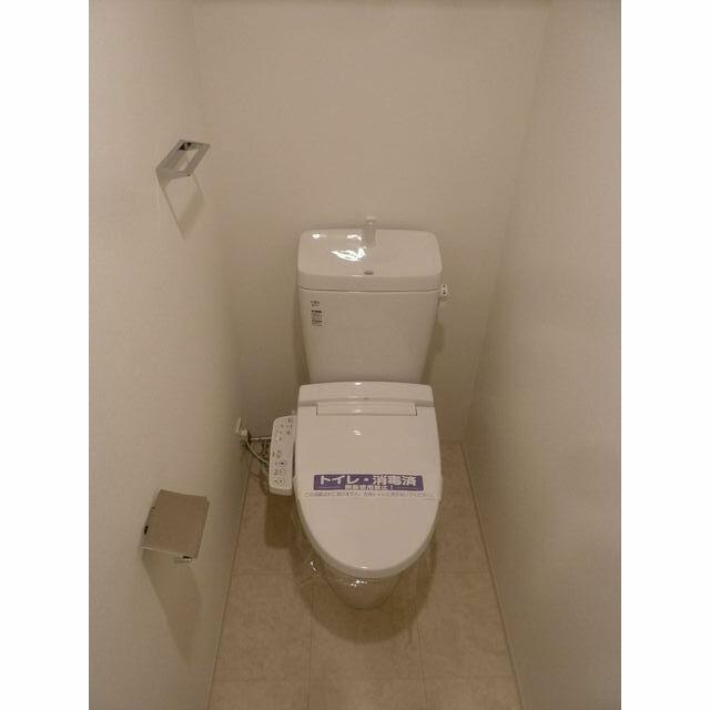 トイレ　※写真は同Typeの別号室のもの…