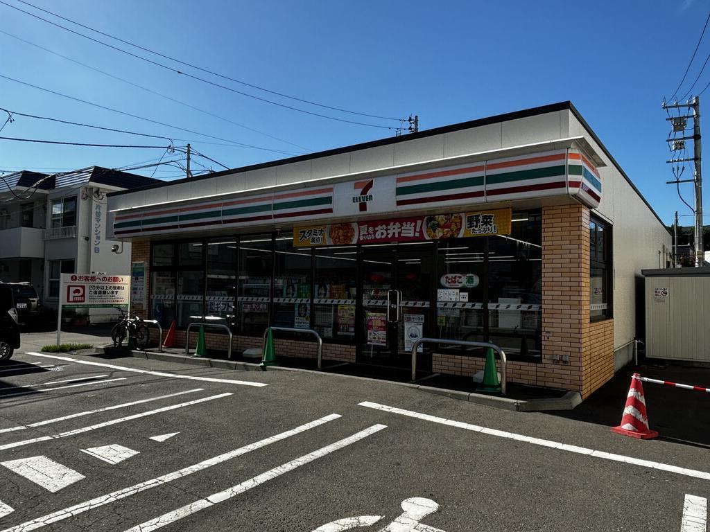 コンビニ　セブンイレブン札幌二十四軒2条店（コンビニ）まで312m