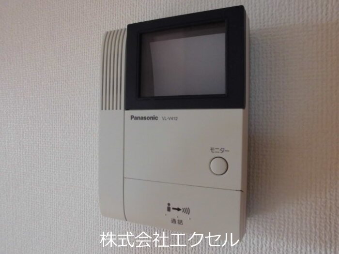 セキュリティ　来訪者の姿を確認できます。
