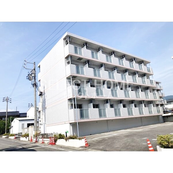 建物外観　外観は落ち着いています