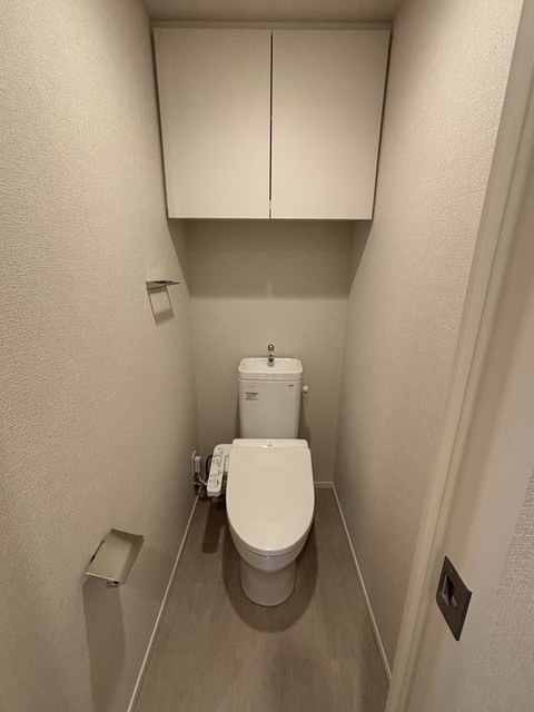 トイレ　※写真は同タイプ住戸です。