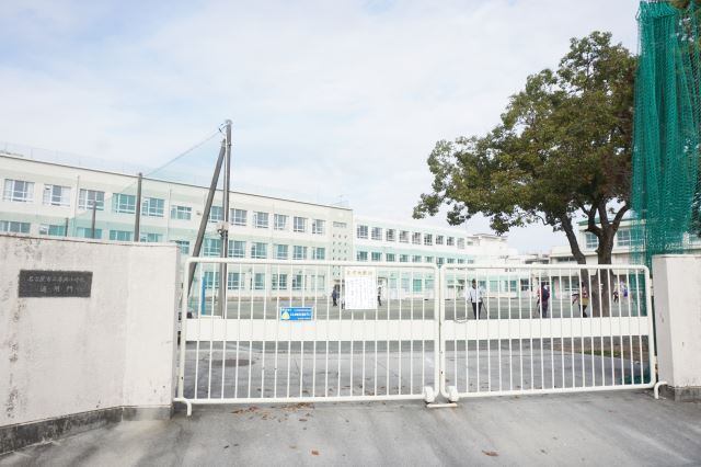 小学校　名古屋市立春岡小学校（小学校）まで415m