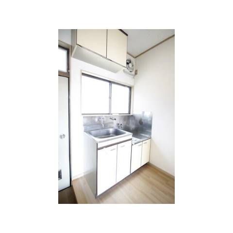 キッチン　※他部屋参考写真