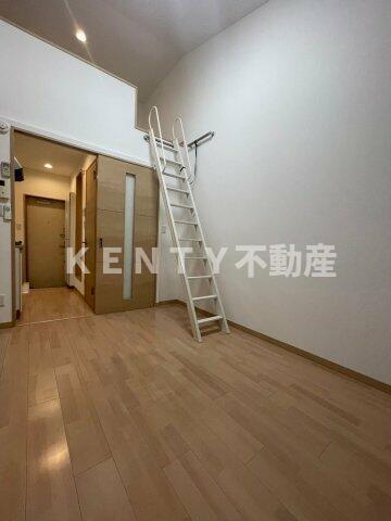 その他部屋・スペース　落ち着いて過ごせるお部屋なので、寝室にいかがでしょうか