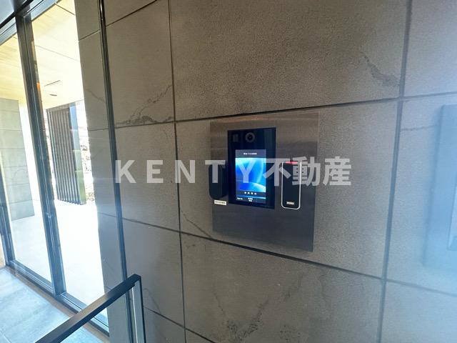 エントランス　建物の内部です