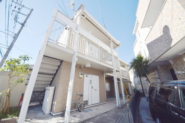 建物外観　★お買い物に便利な立地です★