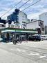 コンビニ　ファミリーマート尼崎東難波町店（コンビニ）まで611m