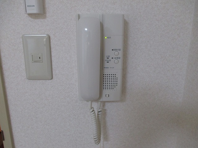 セキュリティ　室内にインターホンがあるので安心です