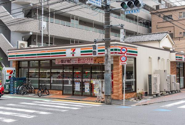コンビニ　セブンイレブン 杉並芦花公園店（コンビニ）まで515m
