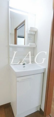 洗面設備　独立洗面台です。
