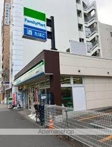 コンビニ　ファミリーマート　南森町駅前店（コンビニ）まで272m