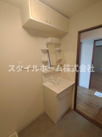 洗面設備　別部屋の写真です。