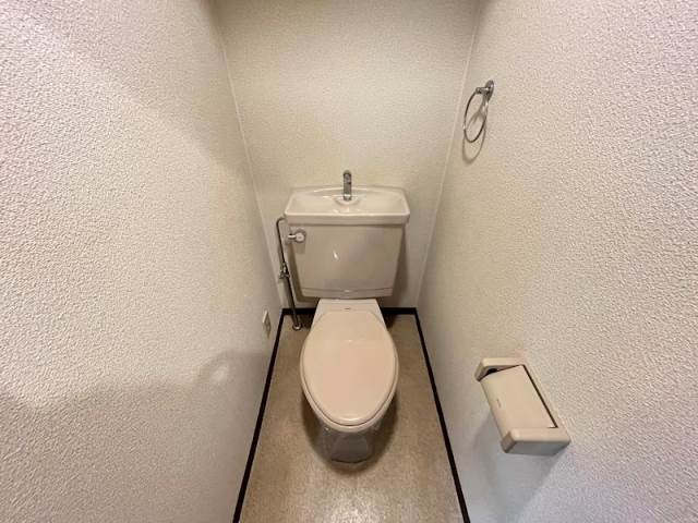 トイレ　同物件別部屋イメージ