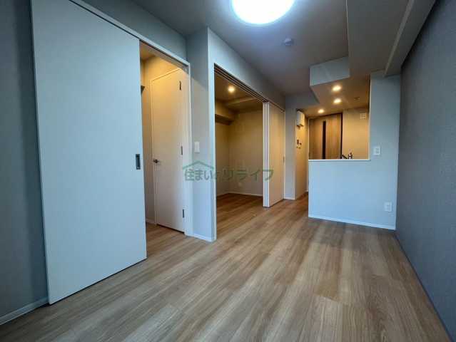 アーバネックス市谷本村町の居間写真