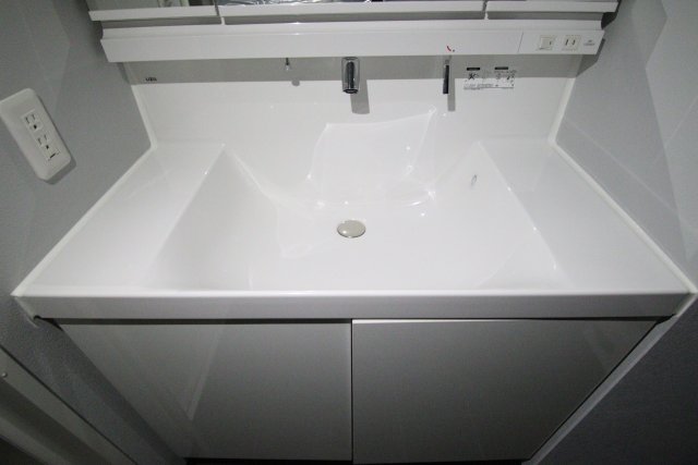 洗面設備　※別号室の参考写真です※